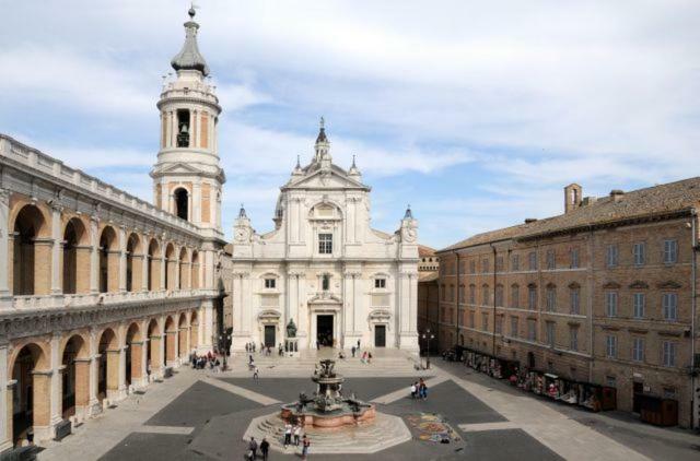 Ferienwohnung La Stanza Di Alice Ponzano di Fermo Exterior foto